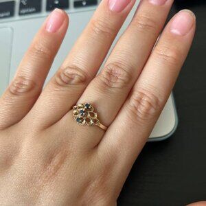 Gold 14K Ring with 3 sapphires size 7.5